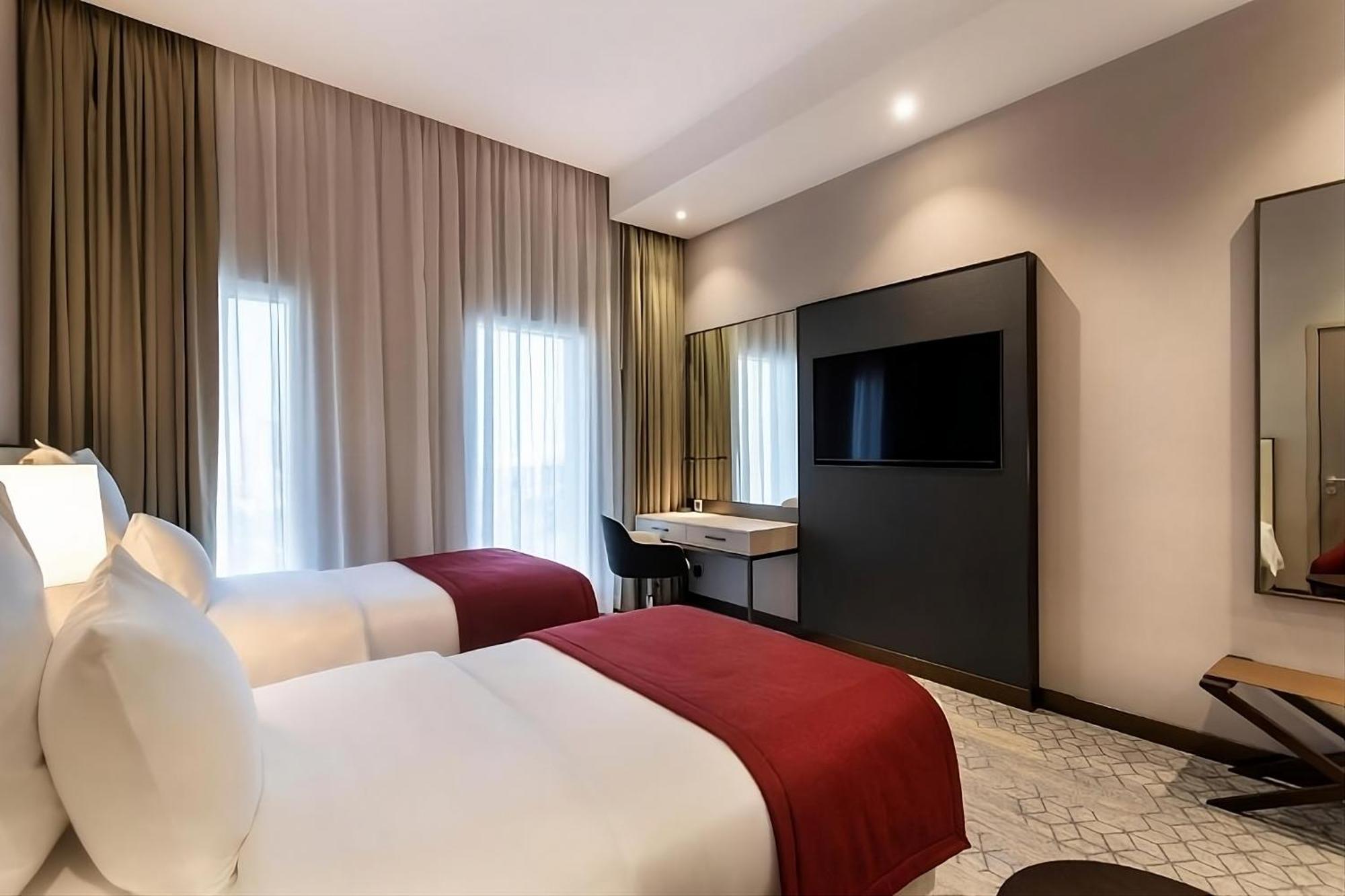 Ramada By Wyndham Riyadh King Fahd Road Eksteriør billede