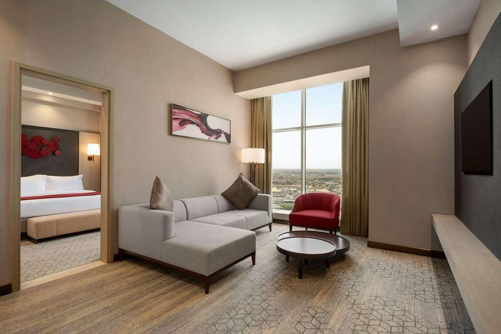 Ramada By Wyndham Riyadh King Fahd Road Værelse billede